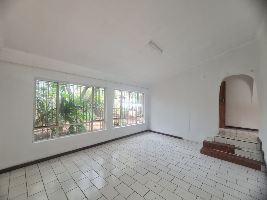 To Let 3 Bedroom Property for Rent in Ifafi North West